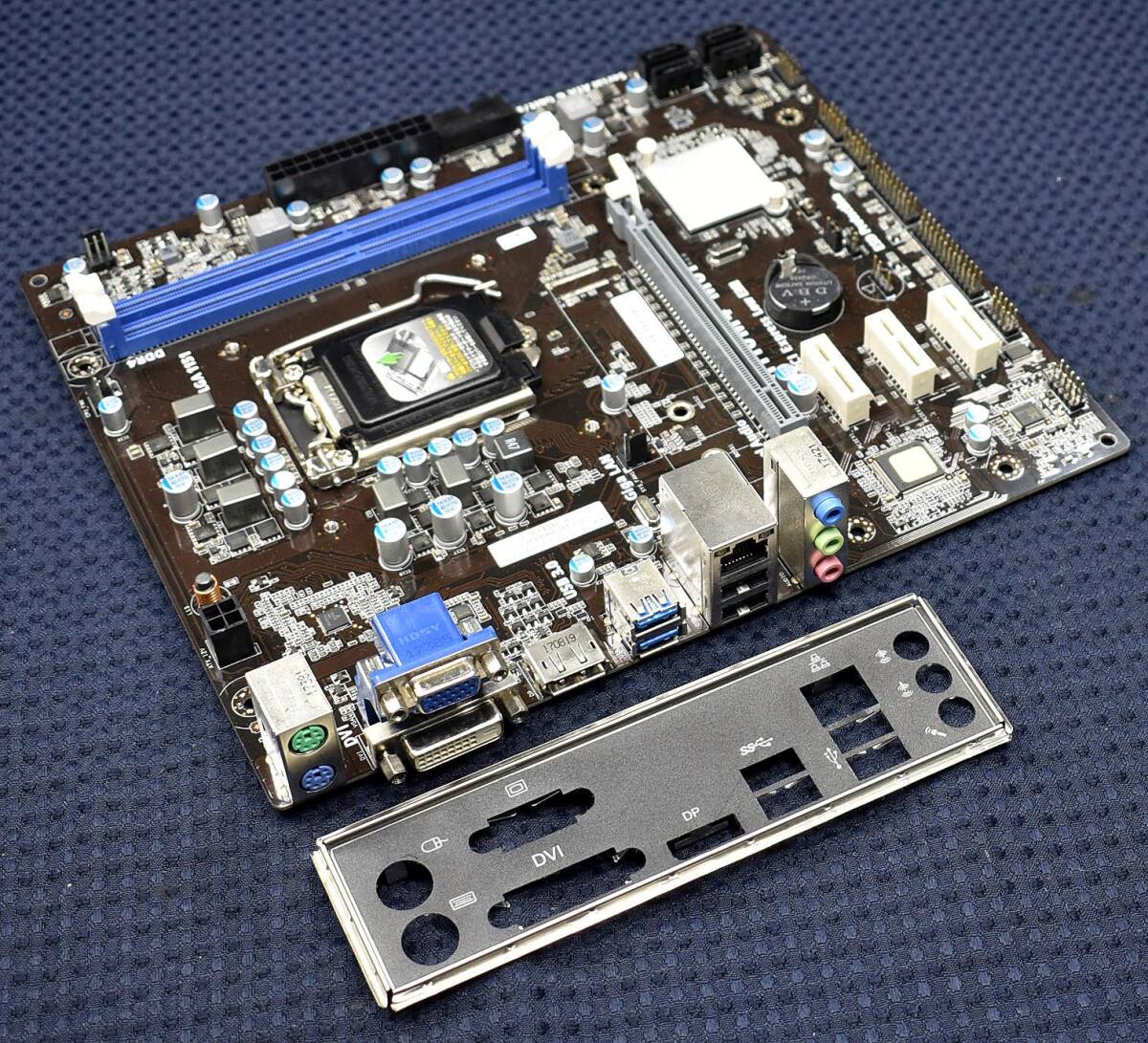 (国内発送) ECS H110M4-M01 (mouse computer BTO-PC) MicroATX マザーボード Intel H110 LGA1151 Socket 1151 動作確認済 中古品 (管:PM92