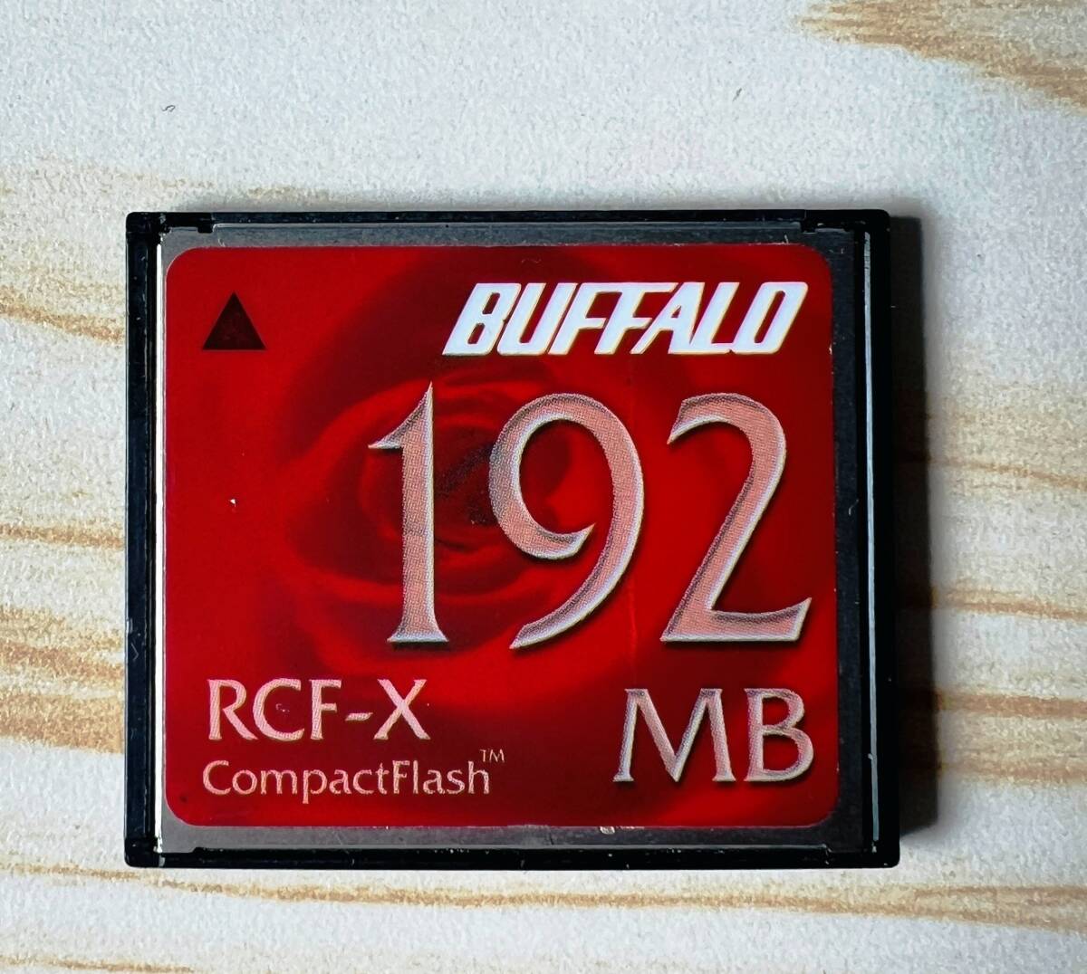 【ジャンク】　BUFFALO　コンパクトフラッシュカード　192MB