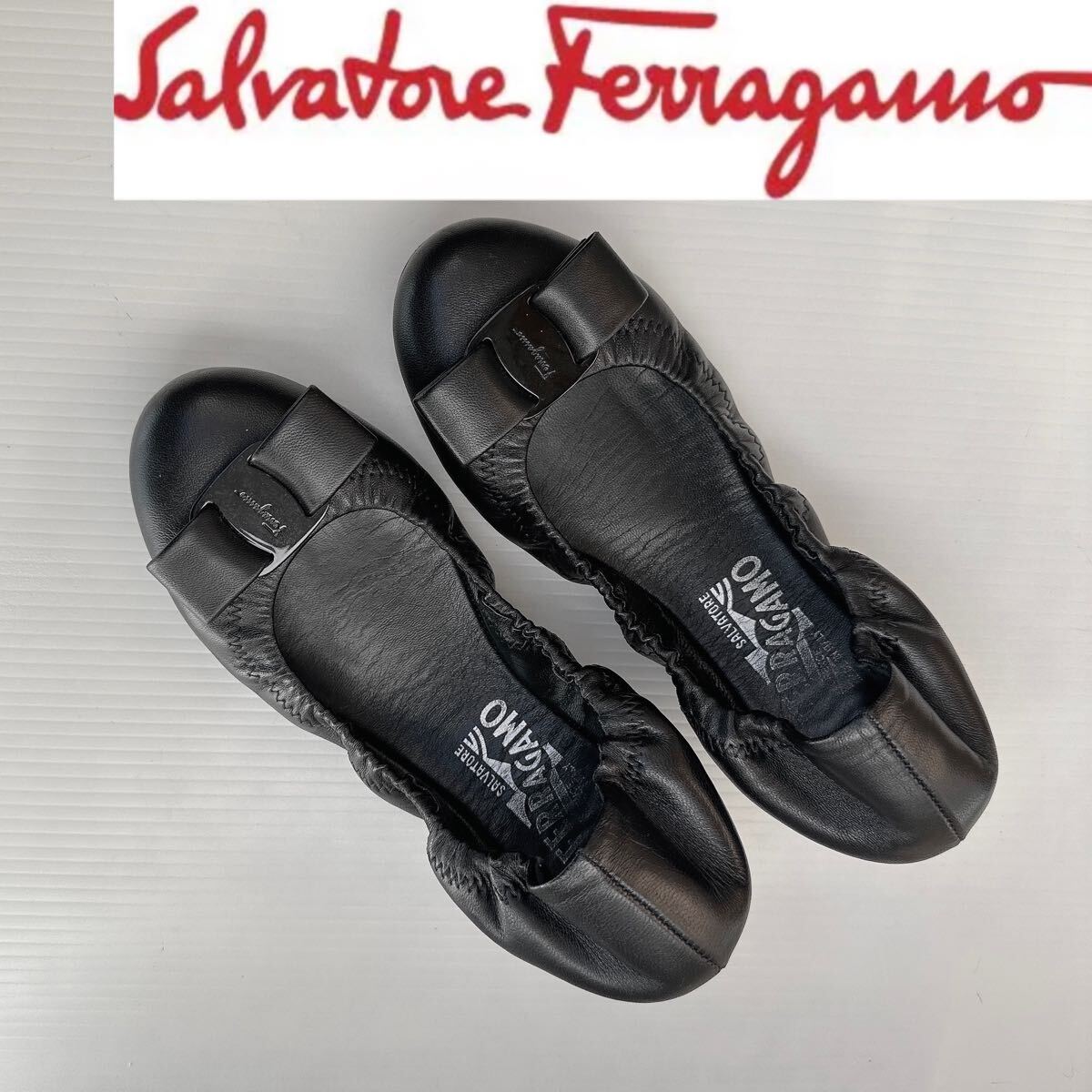 Salvatore Ferragamo ヴァラ リボン　サルヴァトーレフェラガモ　パンプス　フラットシューズ　バレリーナ　靴　黒　極美品　5D