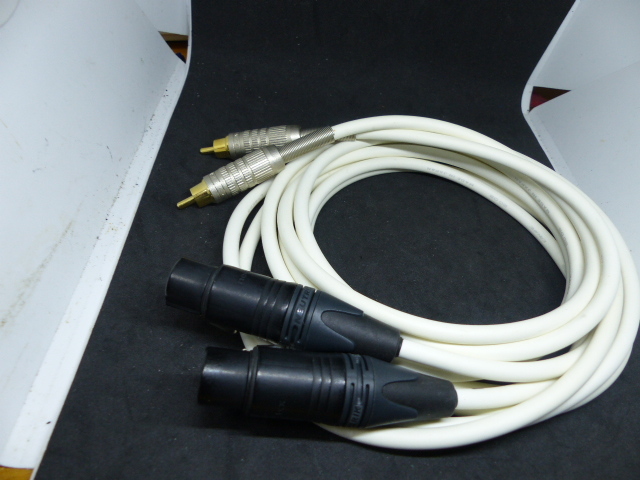 XLR(メス)→RCA ケーブル 180㎝ペア