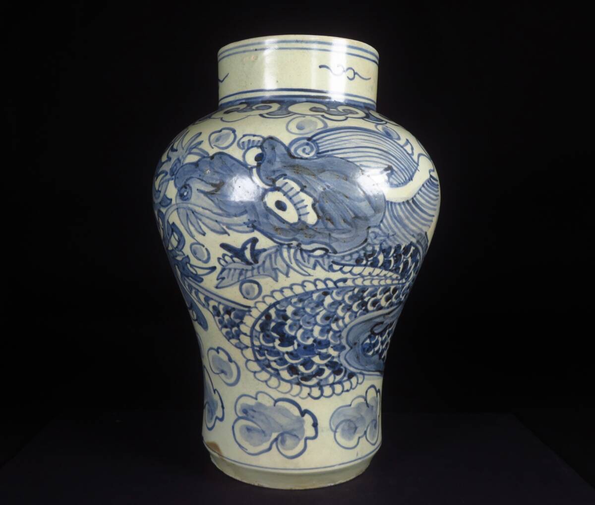 【SAKURAYA】コレクター委託品【李朝 染付雲龍文壺】青花 花瓶 壷 時代物 朝鮮古美術 朝鮮古陶磁 高麗 韓国 骨董品 古美術品 高さ33.5cm