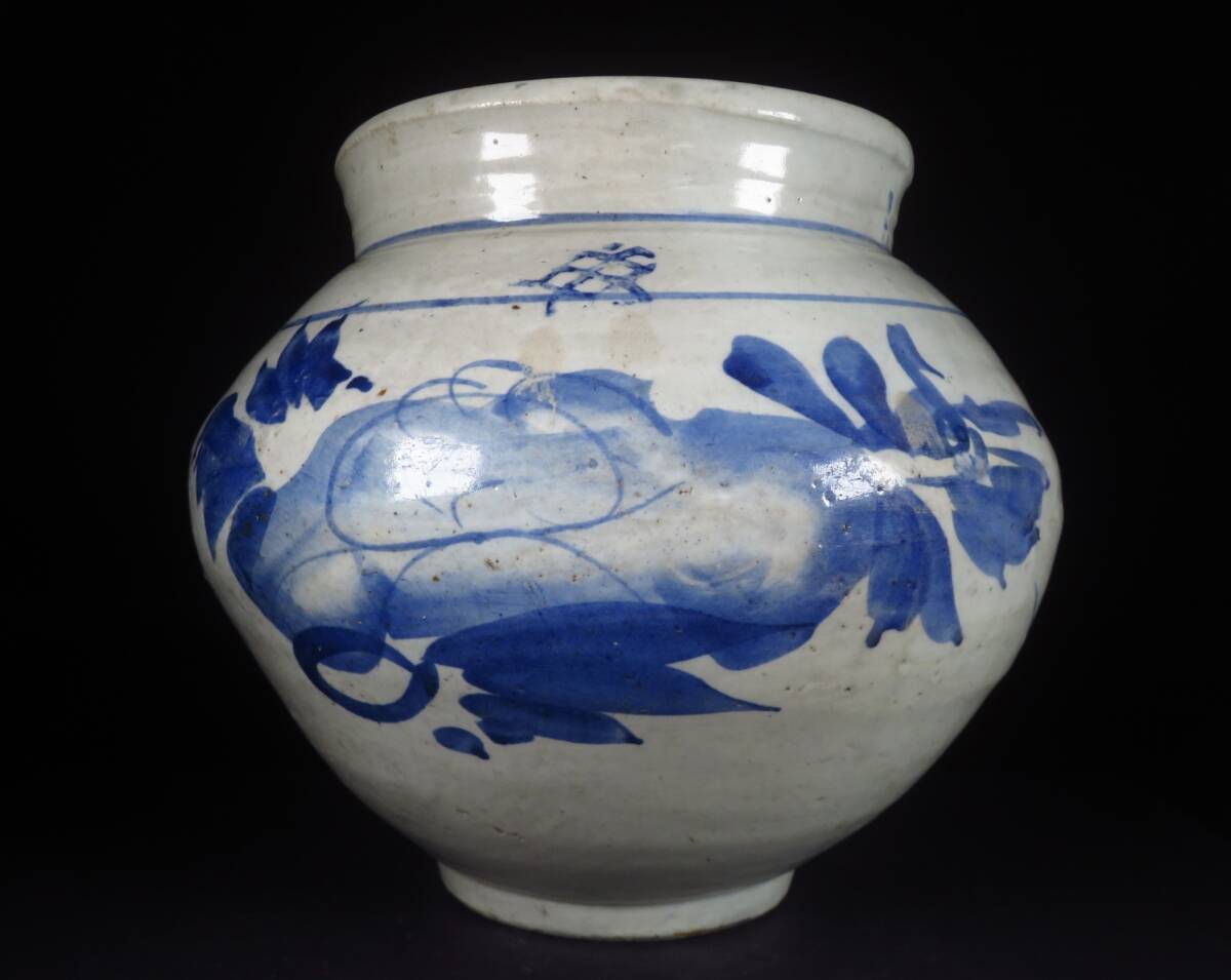 【SAKURAYA】コレクター委託品【李朝 染付草花文壷】青花 時代物 飾壺 花瓶 高麗 韓国 唐物 中国古玩 白磁 骨董品 古美術品 分院 高さ22cm