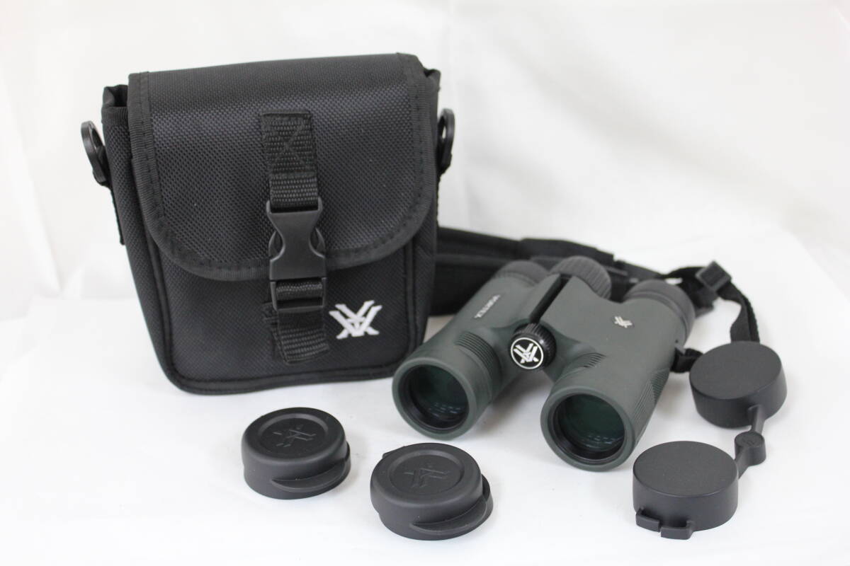 【美品 返品保証】 VORTEX 8x28 Diamondback HD ソフトケース付き 双眼鏡 M4980