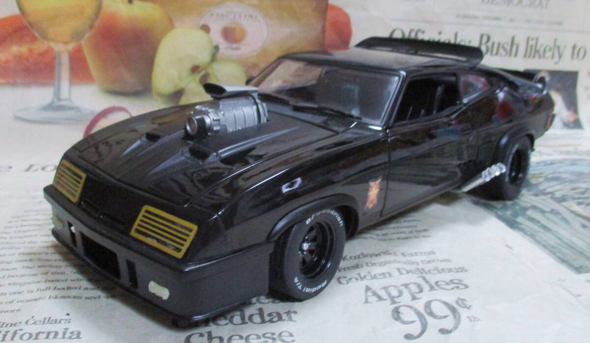 ★激レア絶版*カスタム*AUTOart*1/18*Mad Max Interceptor*初代インターセプター