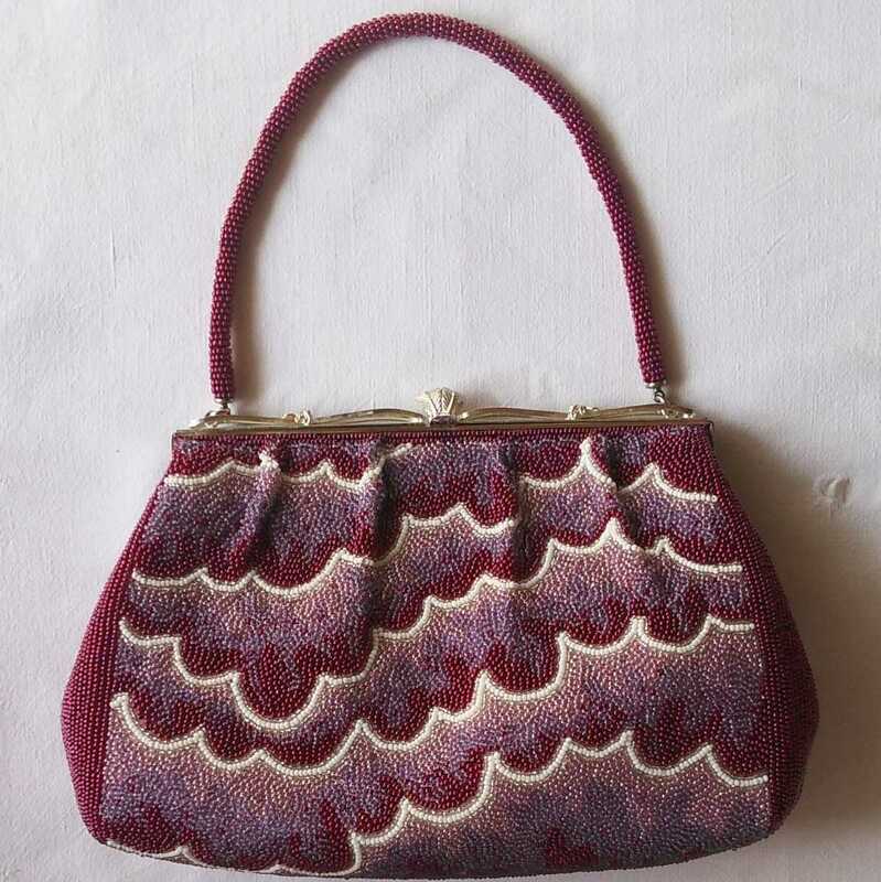 ビーズバッグ 紫 ワインレッド 波模様 シルバー がま口 昭和 日本製 Japanese beads, vintage purse handbag