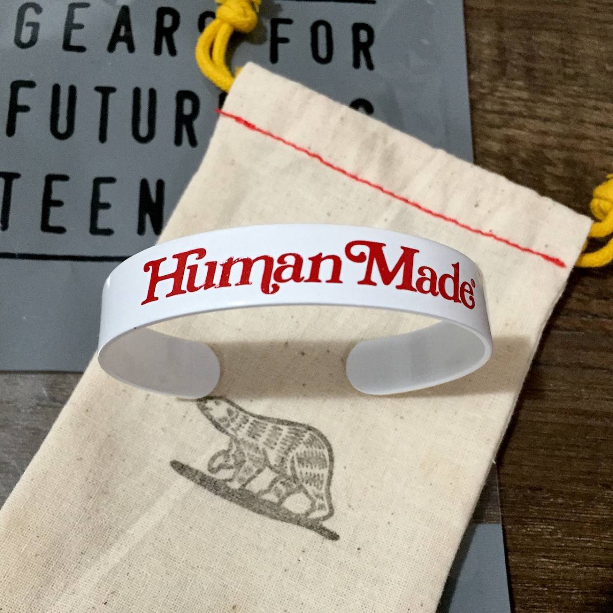 Human made Girls Don't Cry bangle 白 限定　バングル　/ ブレスレット　ヒューマンメイド　NIGO