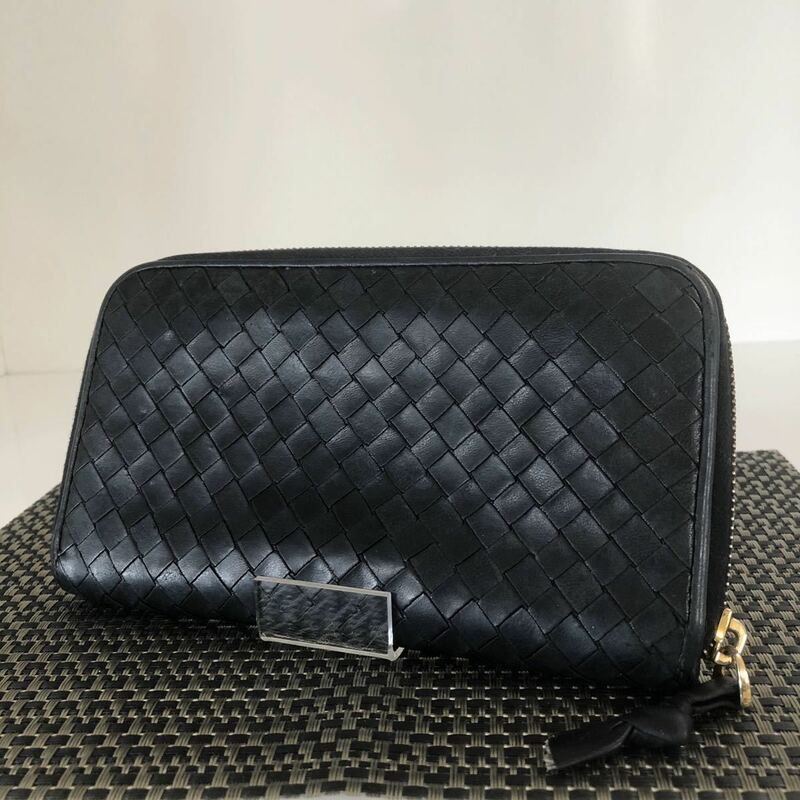 【お買い得】定価10万★BOTTEGA VENETA★ボッテガ・ヴェネタ★ラウンドファスナー長財布★イントレチャート★114076★本革ブラック★レザー