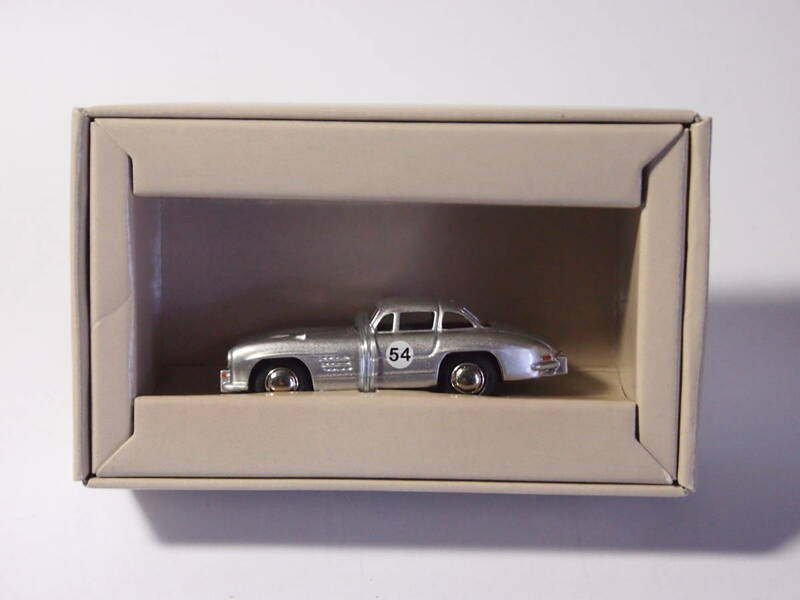 BUB 1/87 　PFAFFNWINKEL CLASSIC 2009 MB 300SL Flugelturer