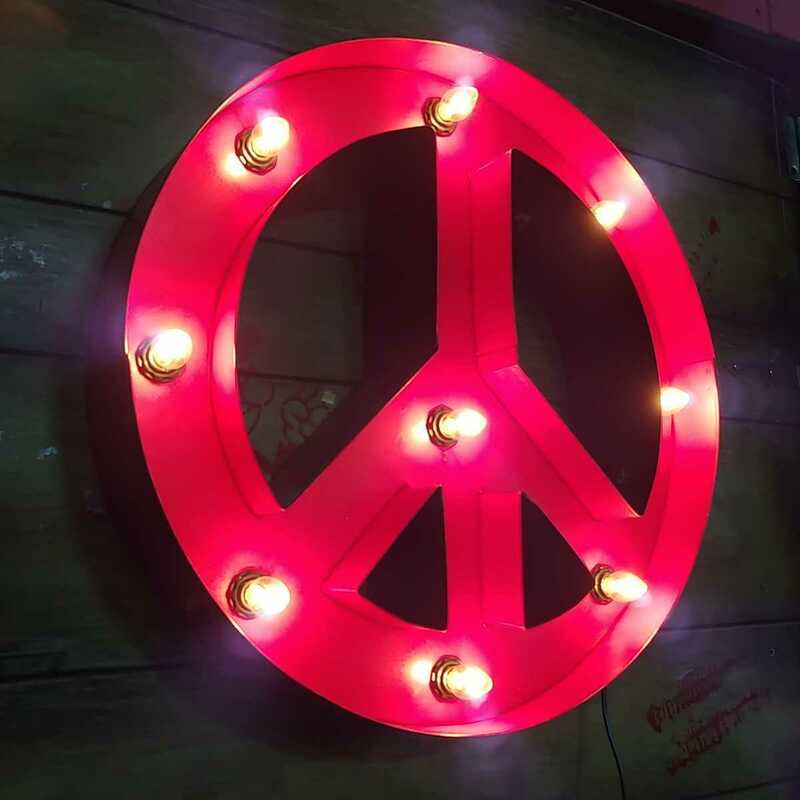 ピースマーク 電飾看板（RED）Peace symbols ウォールデコ/屋内用 壁掛け式 ピースマーク看板/#店舗什器#アメリカンヴィンテージな看板