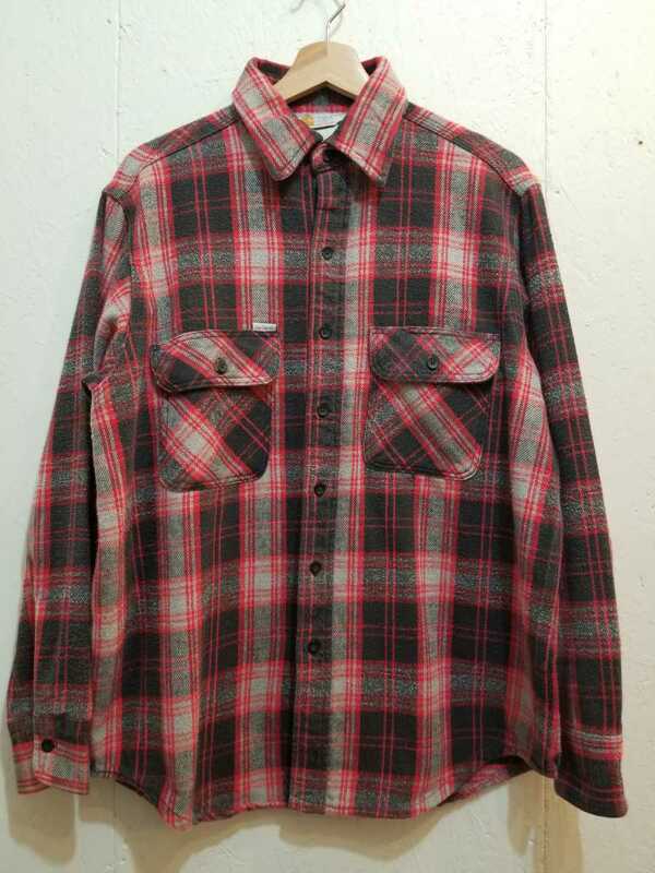 90年代 カーハート 長袖 ヘビーネルシャツ USA製 コットン 赤黒灰 sizeL位 02C0904