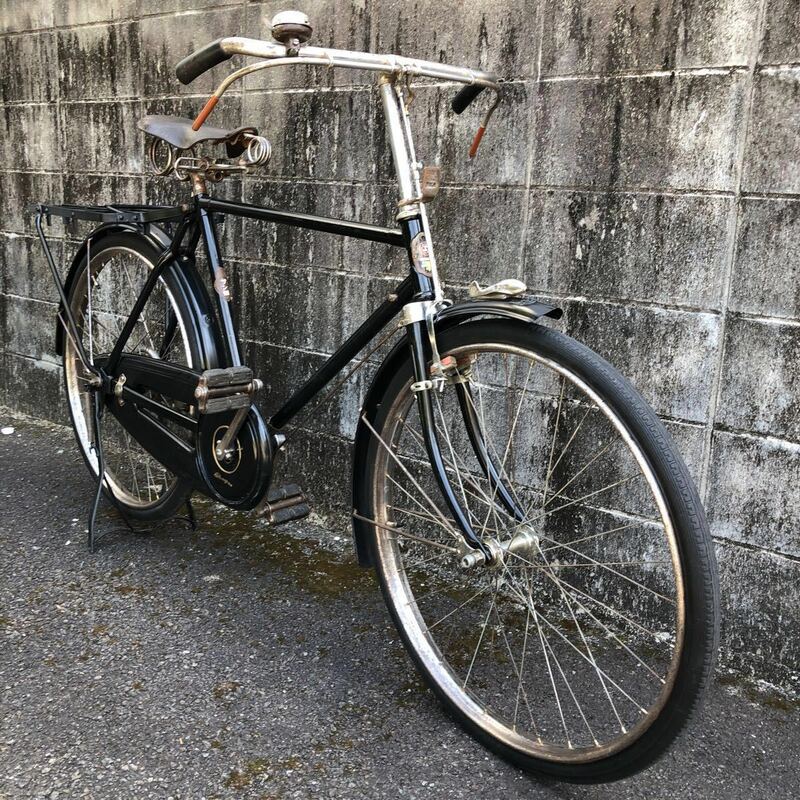 アンティーク。大正昭和時代、戦争前のサン號の自転車、部品は全て純正です。可動品。乗れます。長さ170.8センチハンドルの幅50.7センチ。