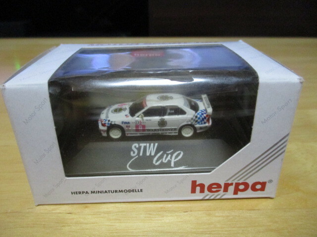 ヘルパ 1/87 「 BMW 318i STW 」 1998 シュニツァーチーム ・送料 220円