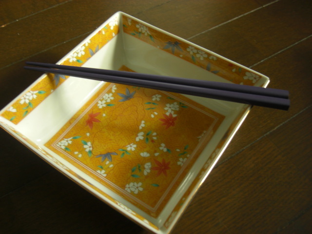 【未使用】翔山 四角盛皿と箸のセット 
