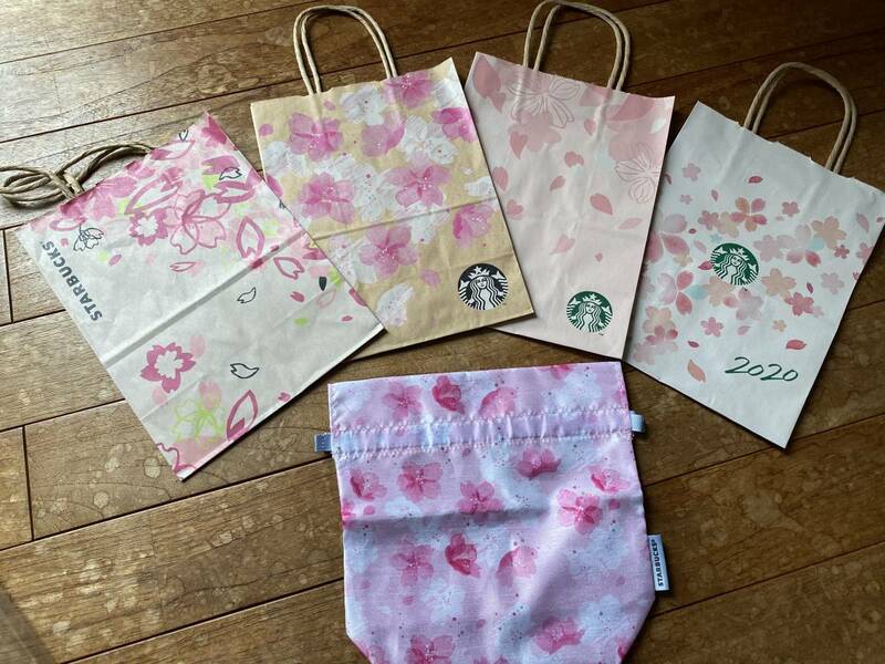 新品　スターバックス 紙袋４種　＋　さくらデザイン巾着　セット　 さくら サクラ 桜 　SAKURA