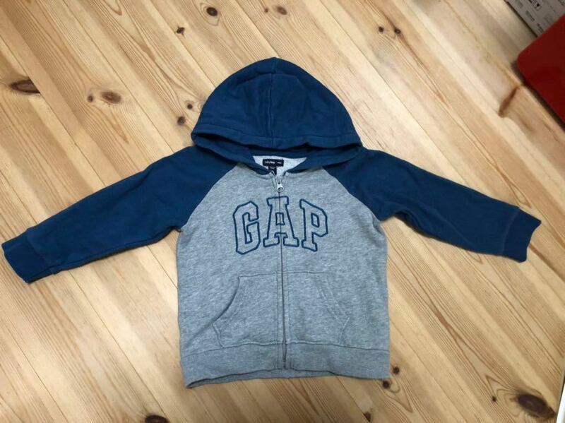 baby Gap パーカー　90