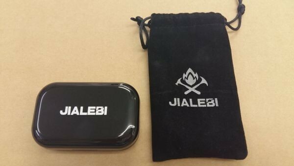 【USED】 Jialebi Bluetoothヘッドホン ワイヤレスイヤホン 充電ケースのみ キャリングポーチ付