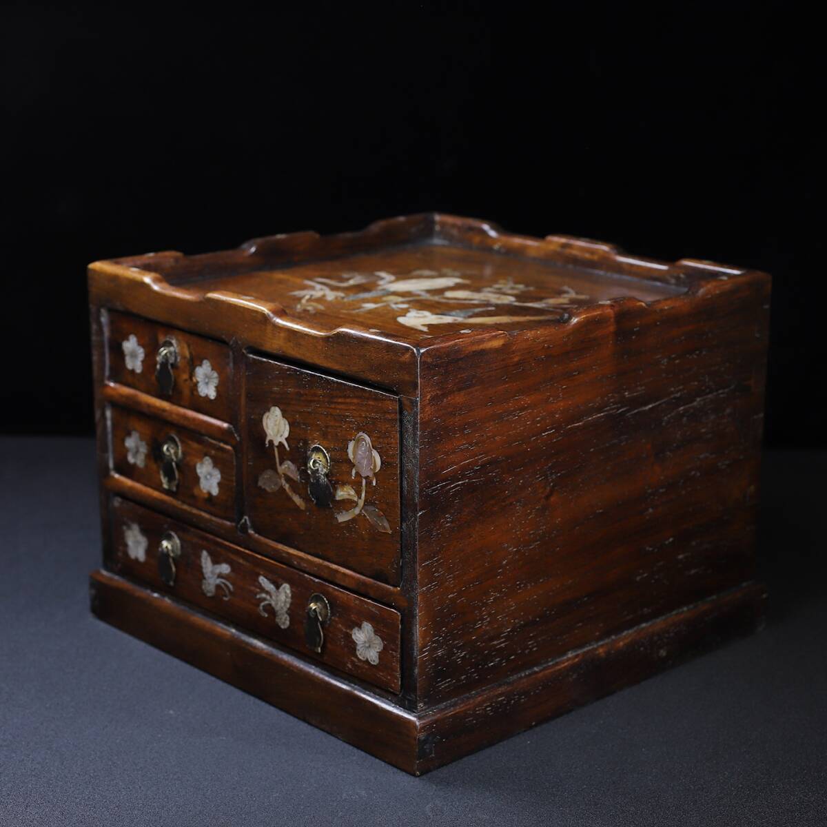 {$data['title']拍卖