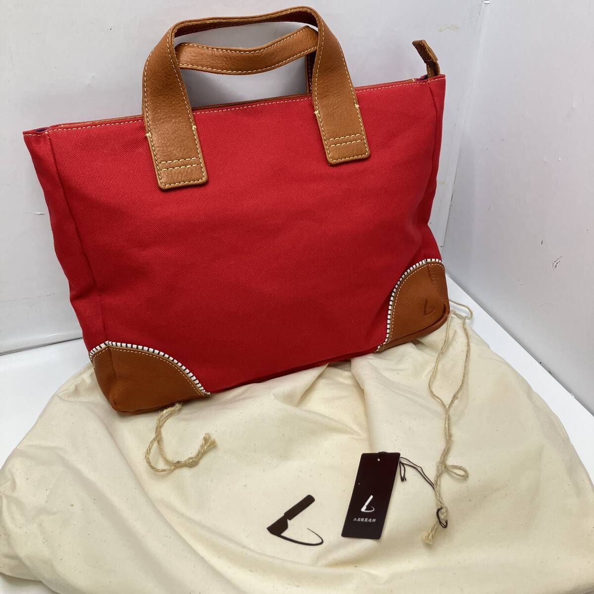 志【未使用】土屋鞄製作所 キャンバス×レザー A4手提げ鞄 トートバッグ 子供 保存袋＆タグ付き 赤 レッド (I)0426W