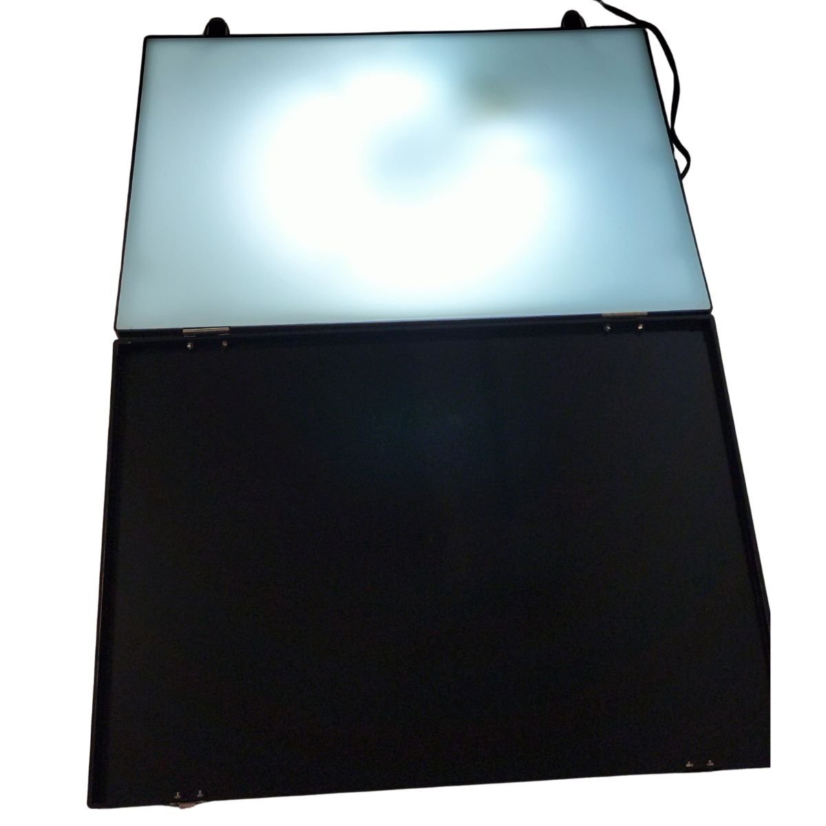 １円～ 実務書道教育センター ライトボックス ライトテーブル 通電済み 現状品 J1049