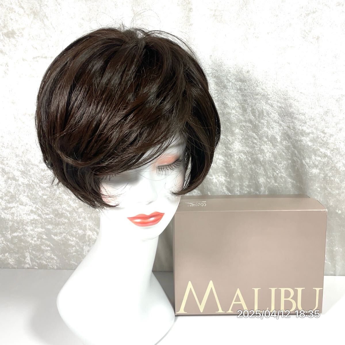 ⑤未使用 MALIBU マリブ ブラウン系カラー ふんわり ショートヘアー 高級 医療 お洒落 フル ウィッグ カツラ つけ毛 箱付き