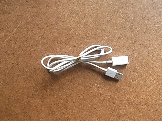 純正　Apple アップル　USB延長ケーブル 送料230円　中古