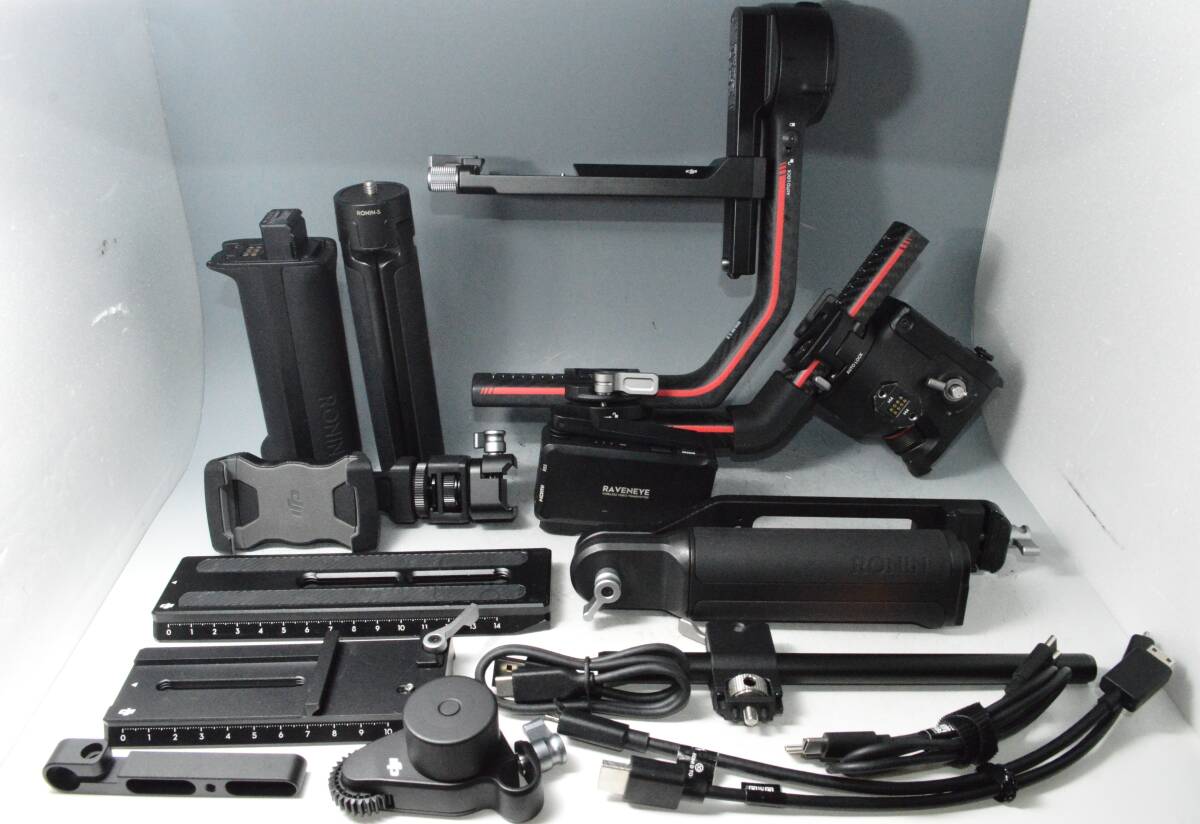 #a2295【美品】 DJI ディージェイアイ RS 3 Pro コンボ