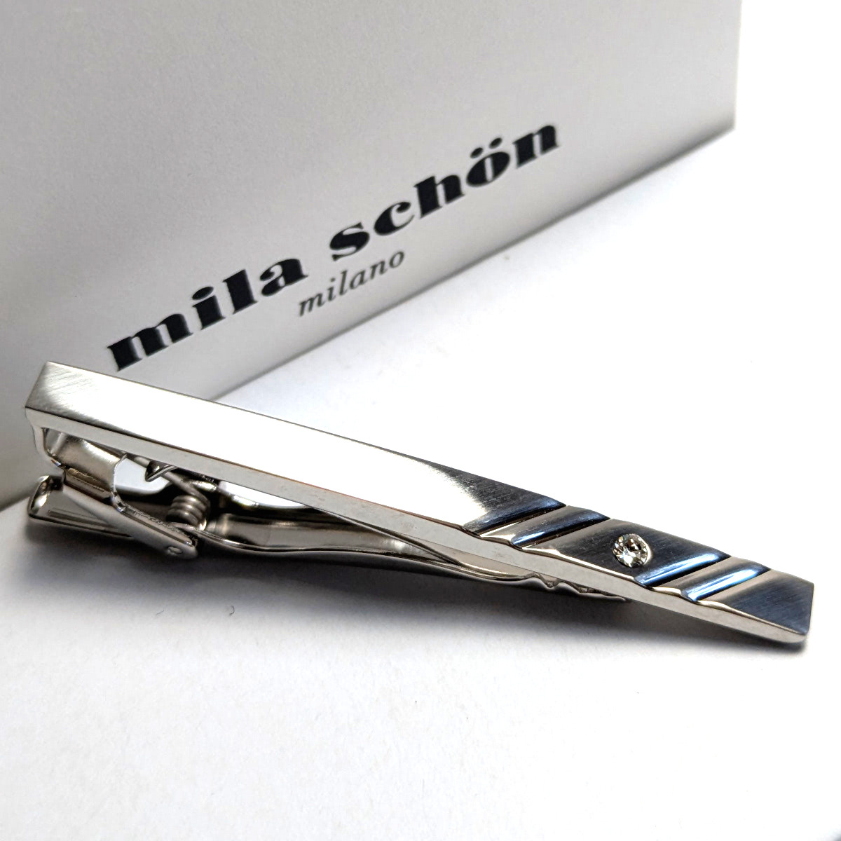 【mst74】新品　mila schon　ミラショーン　タイバー　ネクタイピン　シルバー　クリアガラス　フォーストライプ