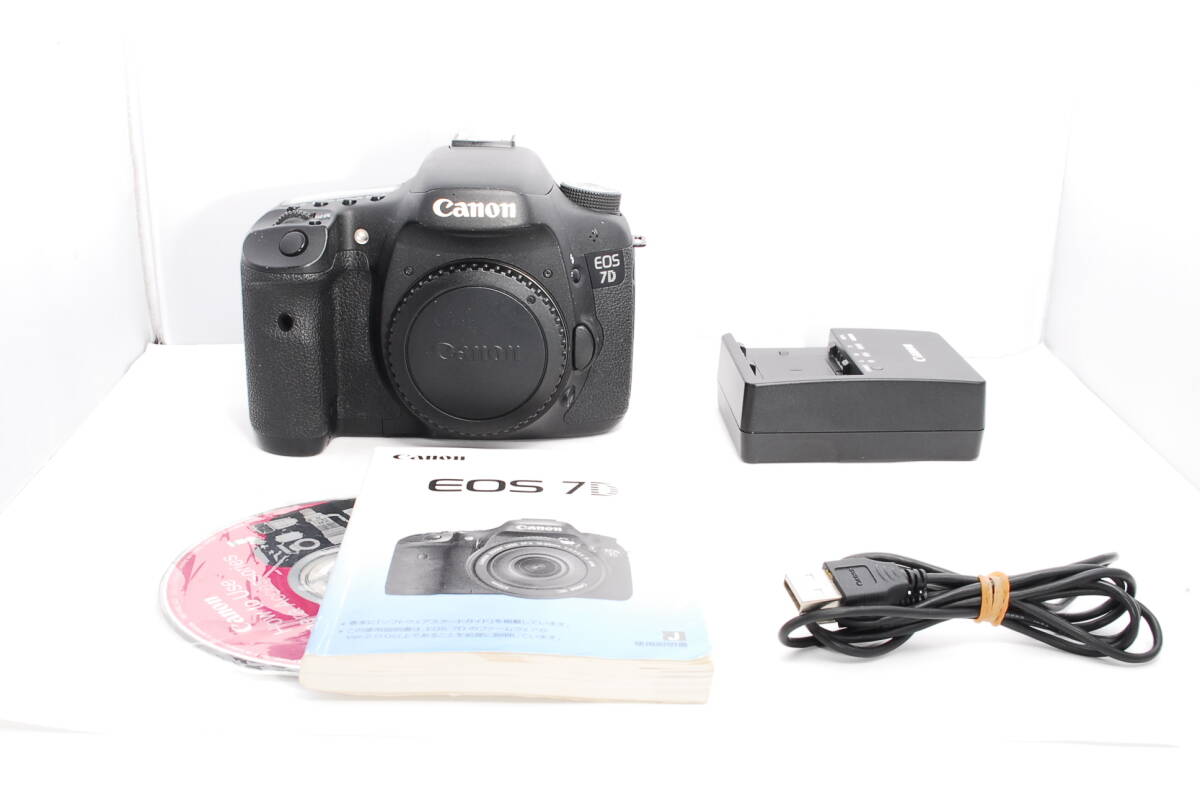 〓人気カメラ　付属品多数〓キャノン Canon EOS 7D