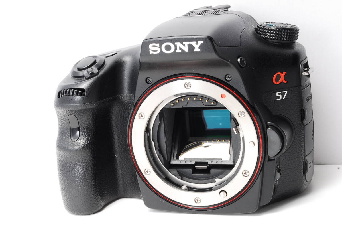 〓外観綺麗〓ソニー Sony α57