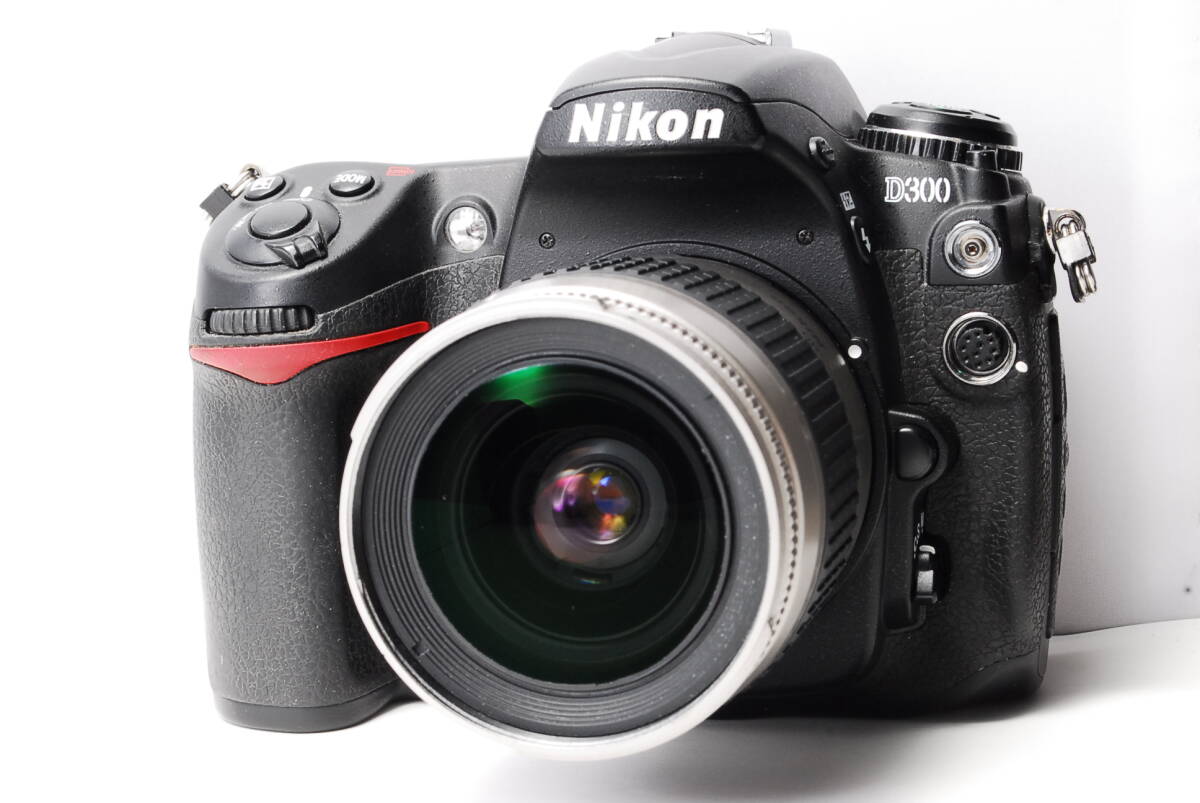 〓レンズ付きの人気カメラ〓ニコン Nikon D300