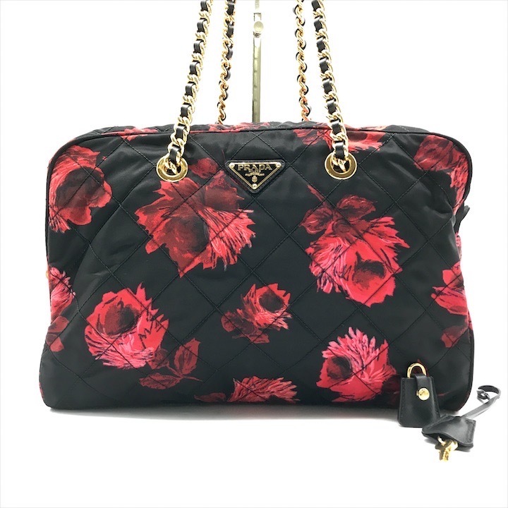 美品 PRADA プラダ 三角ロゴ プレート ナイロン キルティング フラワー ボストン バッグ ブラック a7878