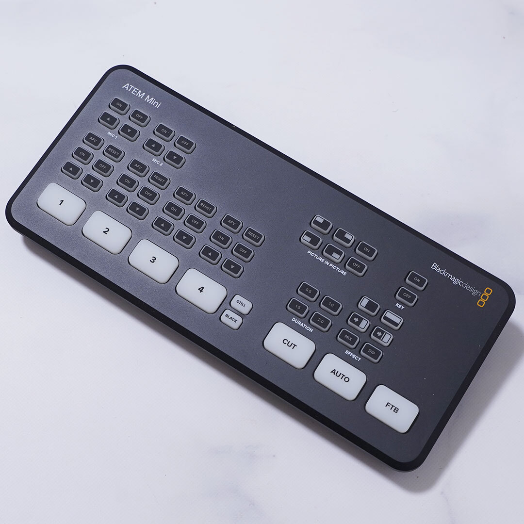 ほぼ未使用☆Blackmagic Design　ライブプロダクションスイッチャー　ATEM Mini　ブラックマジックデザイン　| 送料無料 | 匿名配送