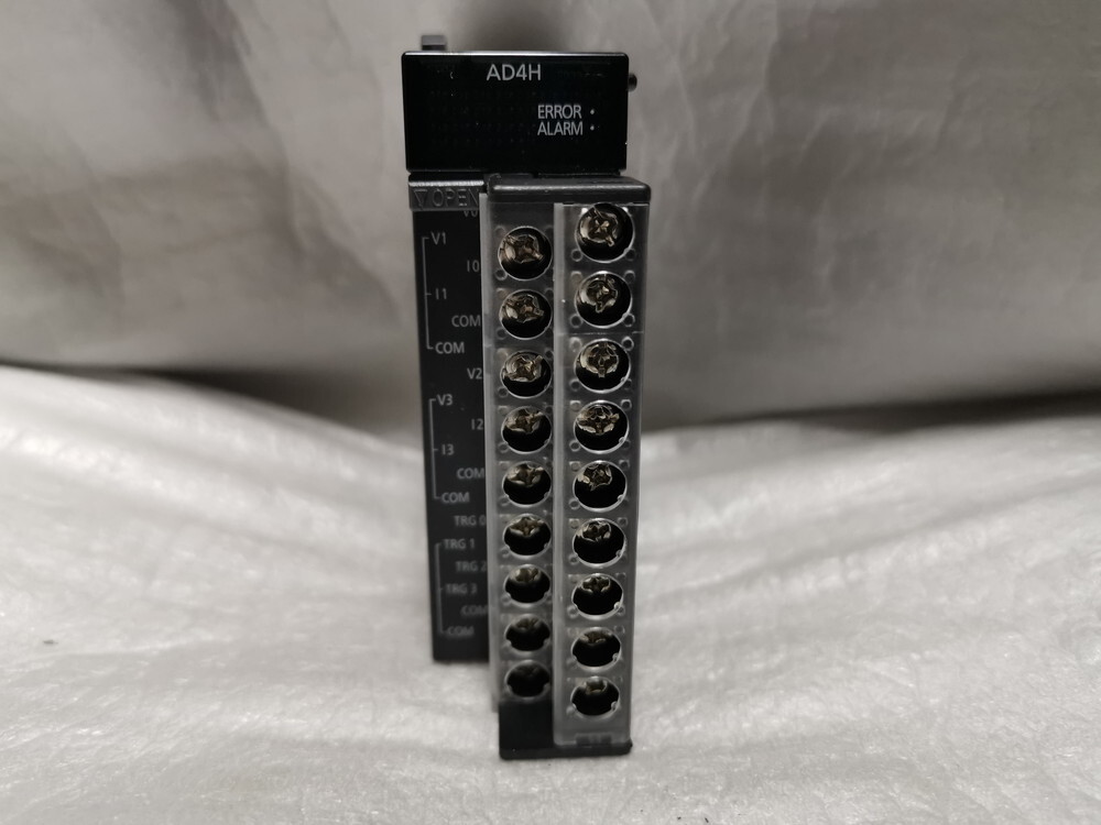 ★未使用に近い★ Panasonic AFP7AD4H PLC FP7 アナログ入・出力ユニット