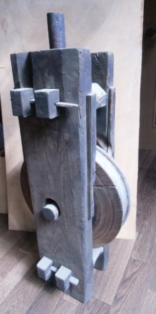 ☆ 滑車　木製　アンティーク　コレクション 井戸　レトロ　骨董 希少　重厚感　オブジェ