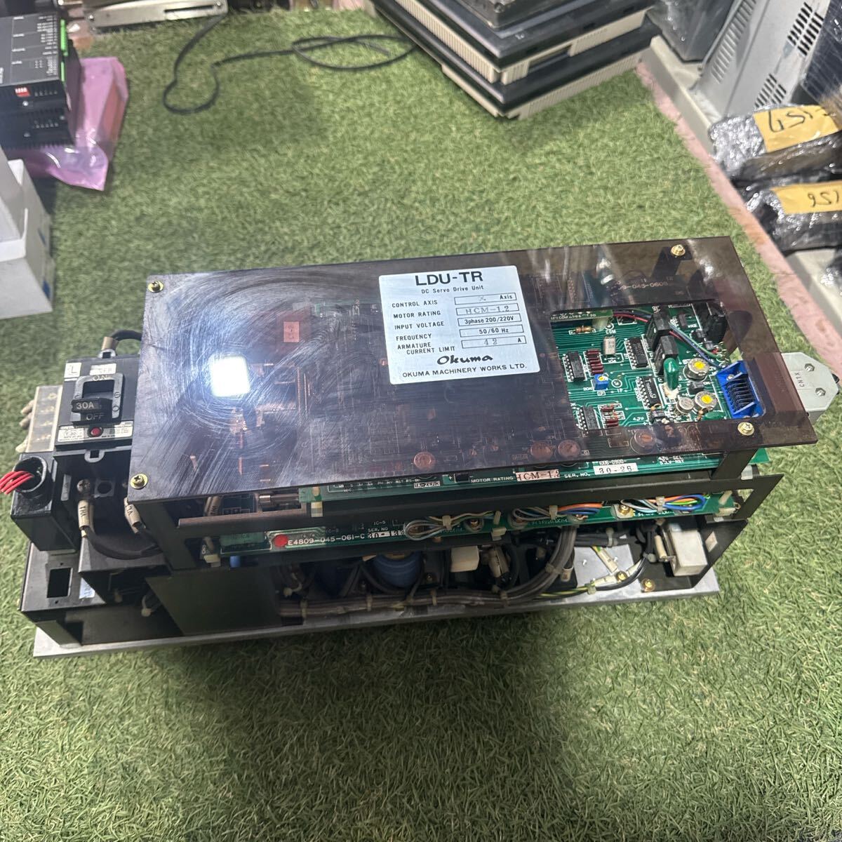 5D092 オクマ LDU-TR DCサーボドライブユニット軸 HCM-1.2 3相 200/220V 50/60Hz 42A 保証付き　