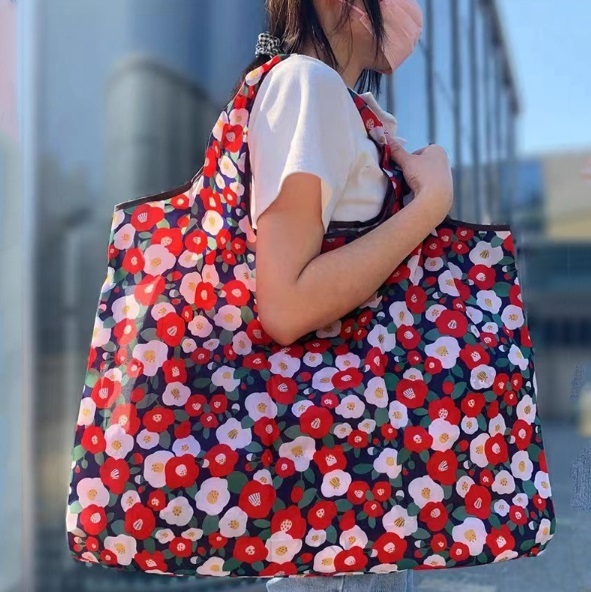 ■新品■エコバッグ【つばき】ツバキ　ホワイト/レッド　椿　大容量　コンパクト　簡単　　かわいい　便利　ショッピングバッグ