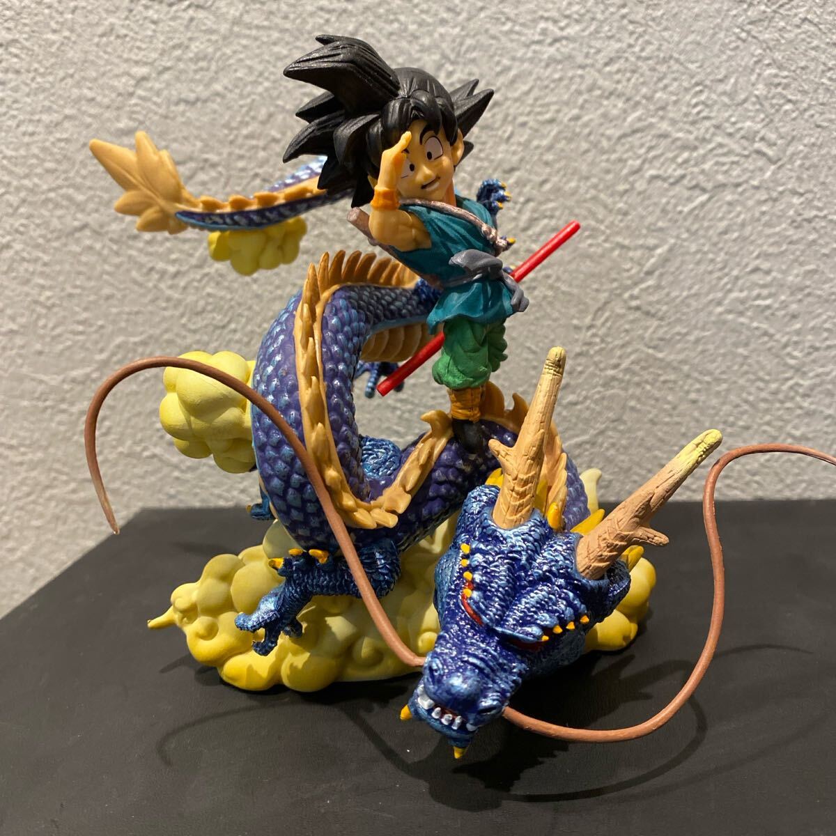 ドラゴンボール　フィギュア　孫悟空とシェンロン ドラゴンボール フィギュア