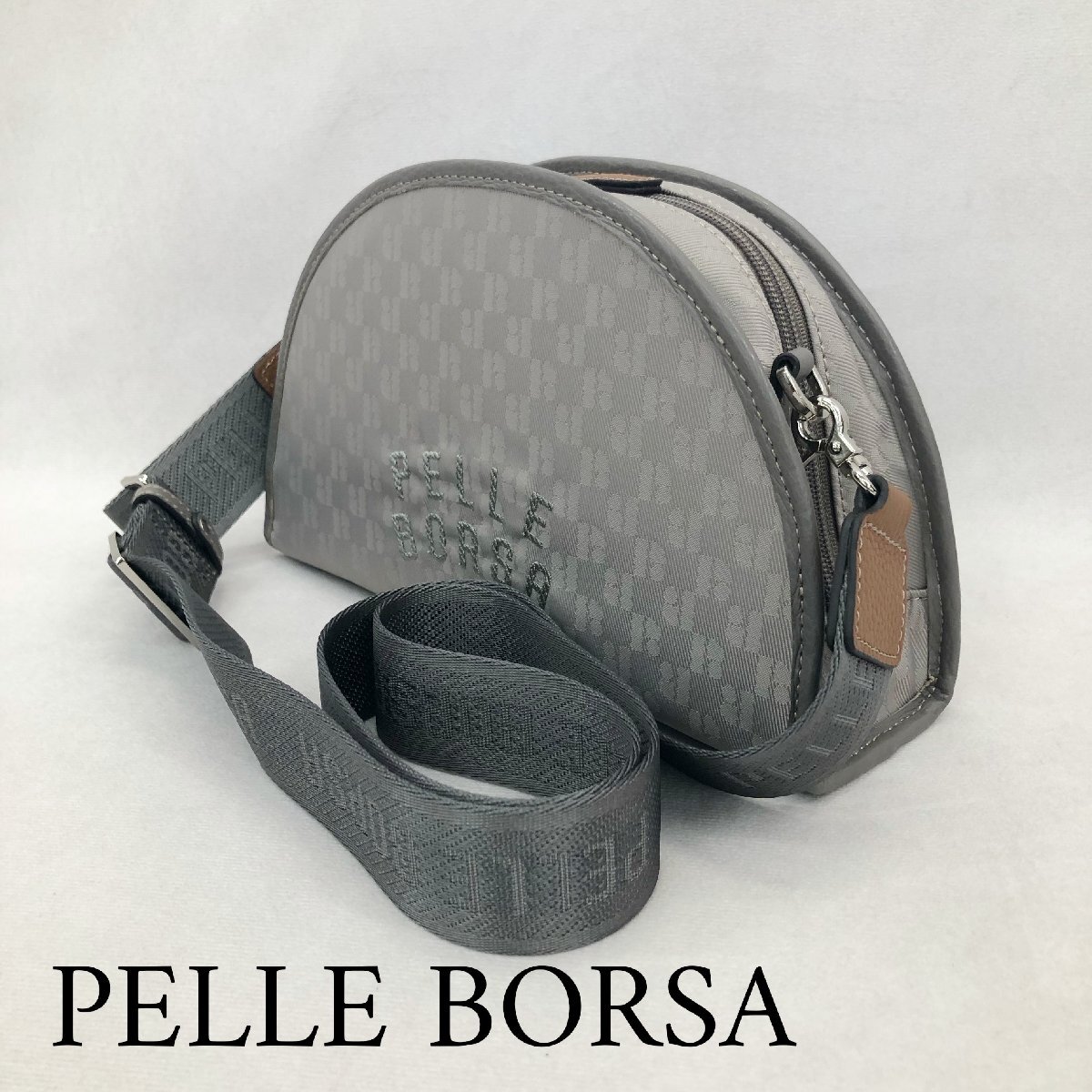 美品 PELLE BORSA ペレボルサ Risa 6502 ショルダーバッグ アーチ型 グレー ロゴ 刺繍 ラウンドファスナー