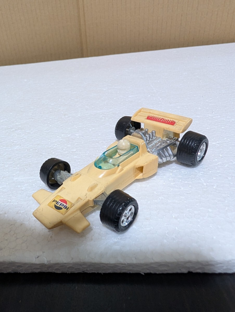 1970年代 昭和当時物 チープミニカー　駄菓子玩具 ファンメート FUNMATE fanmate BRM P160 レーシングカー プラスチックモデル