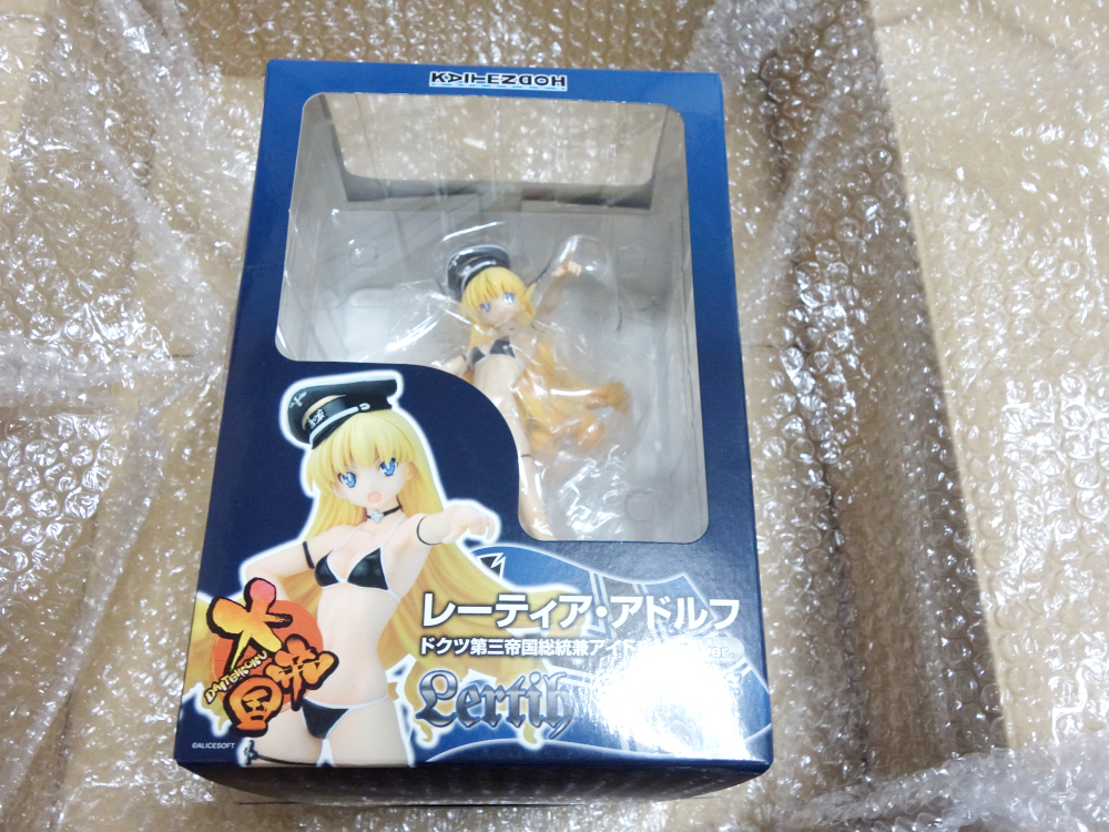 回天堂 大帝国 レーティア・アドルフ 水着Ver. 1/8 フィギュア