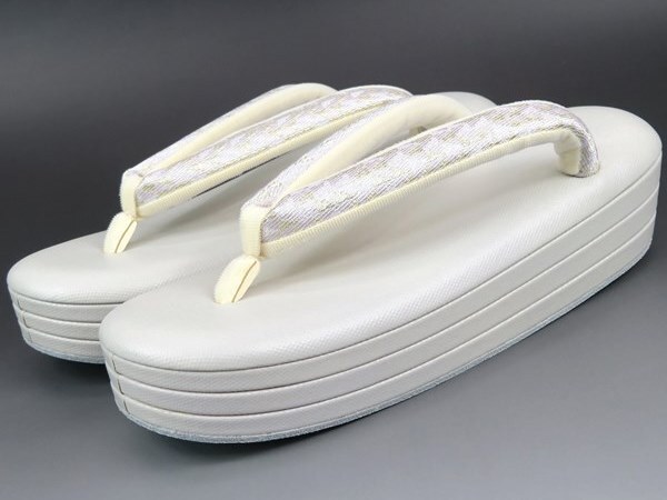 【 京都 銘織つづれ錦 】 低反発　小判型 草履　Ｌサイズ