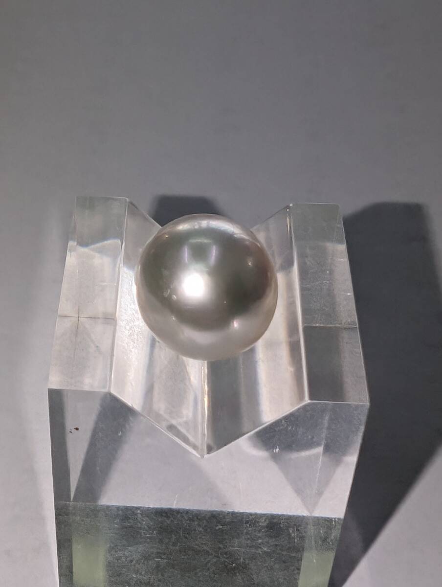 お得！税込価格 天然 白蝶南洋真珠 片穴ルース 直径 12.3mm 宅急便送料１１０円　 　
