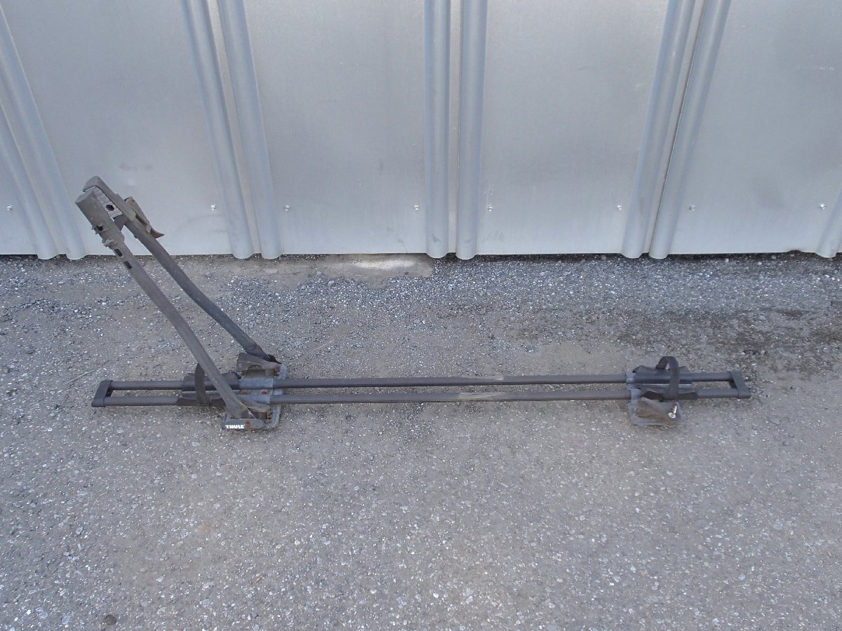 中古 THULE サイクルラック ルーフキャリア固定式 スーリー 自転車ラック