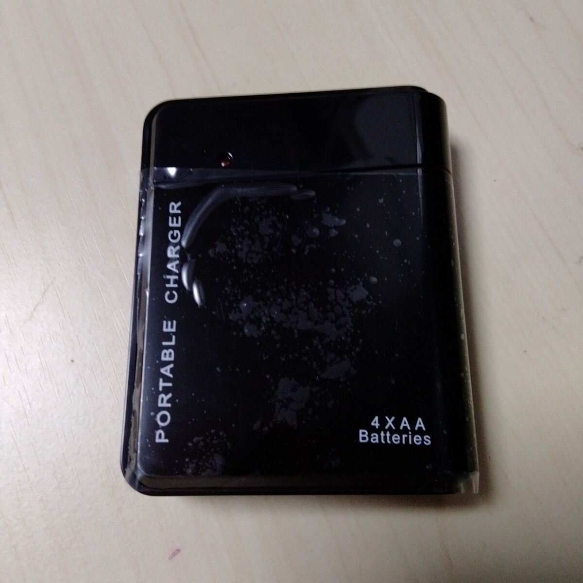 ◇電池式 モバイルバッテリー LEDライト 単3形電池 USB出力 携帯 防災グッズ 非常用 ブラック