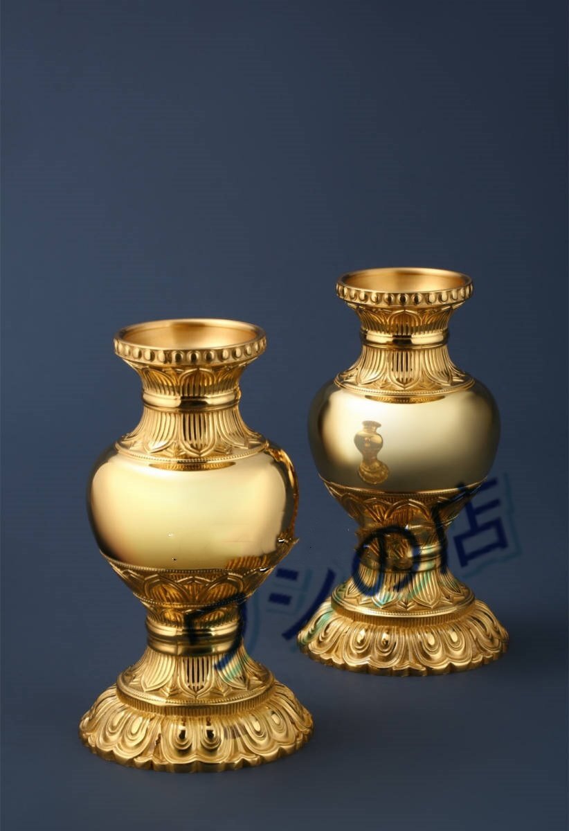 「密教法具 寺院用仏具」真言宗 蓮華型法具 華瓶（一対） 仏具 仏教美術 筋彫り 真鍮製 磨き仕上げ 高さ14.5cm