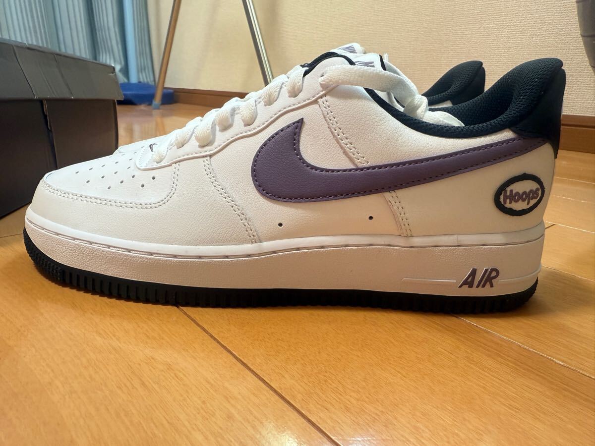 送料無料　新品未使用　Nike Air Force 1 Low '07 LV8 HOOPS ナイキ エアフォース1ローHOOPS メンズ26cm 海外正規品白系色レアスニーカー