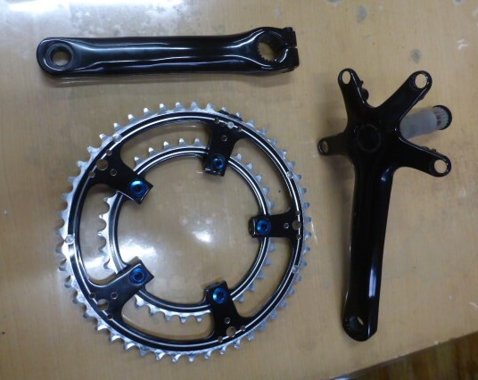 ☆未使用　ショートクランク　162.5㎜ 　ディズナ DIXNA　 ラ・クランクLA CRANK　チェーンリング49/35T　+　専用ボルト　カンパ似