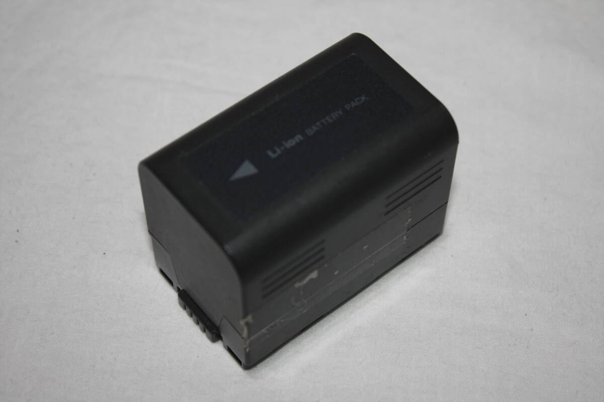 送料無料！ Panasonic 純正品　VW-VBD35　 バッテリーパック （検索：ビデオカメラ、AG-HVX200 AG-HPX155 AG-DVX100A AG-HPX175 VW-VBD55）