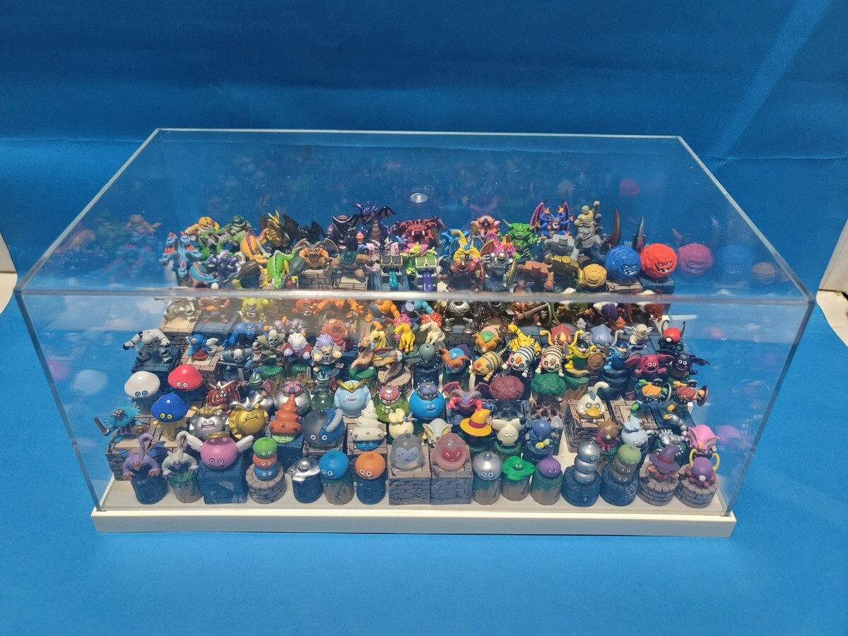 ドラゴンクエストモンスター ミニフィギュアコレクション 140体以上 ディスプレイケース付き