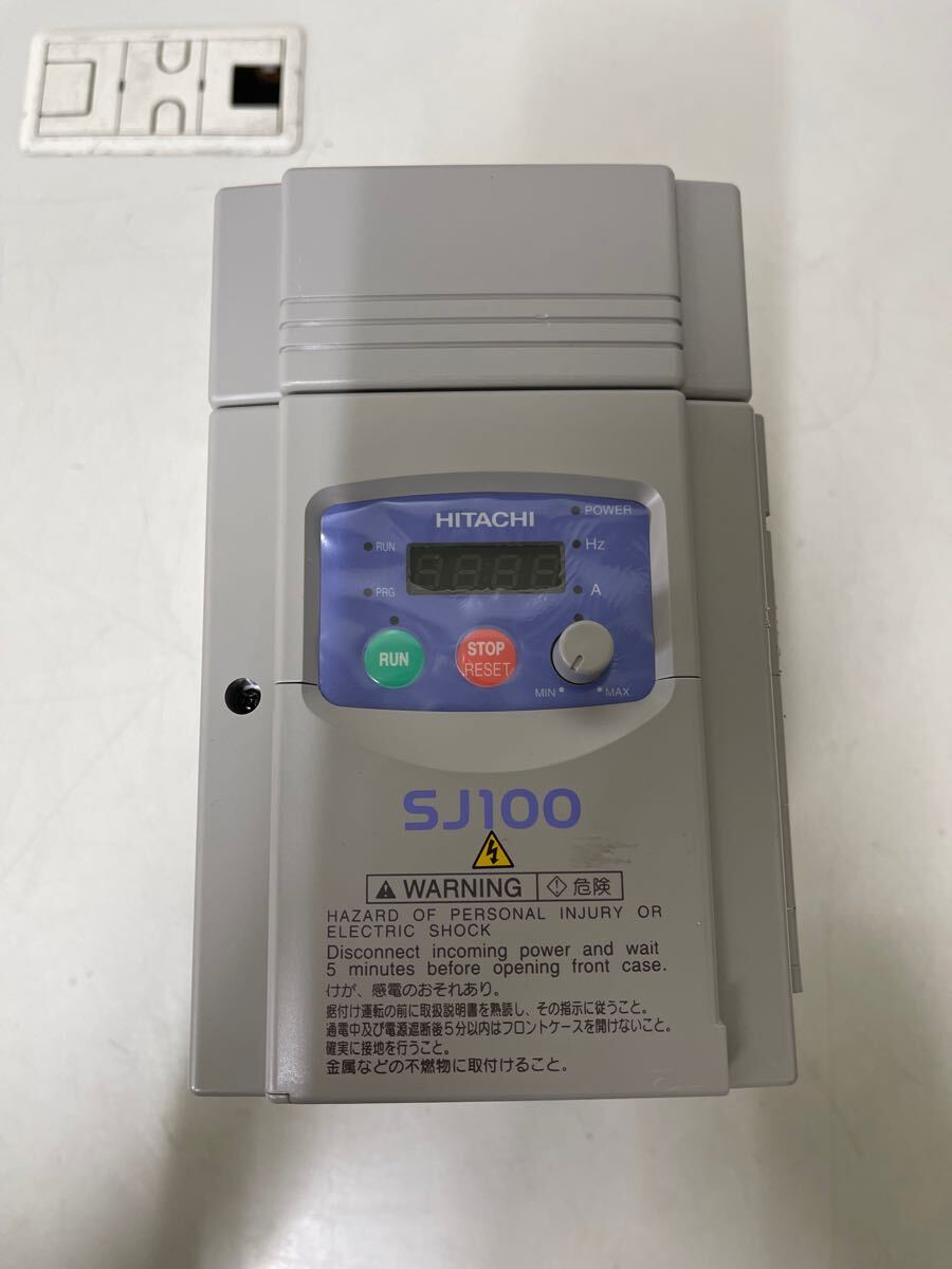 B648 未使用品　HITACHI 日立 インバーター 電子部品 SJ100-037LFR 